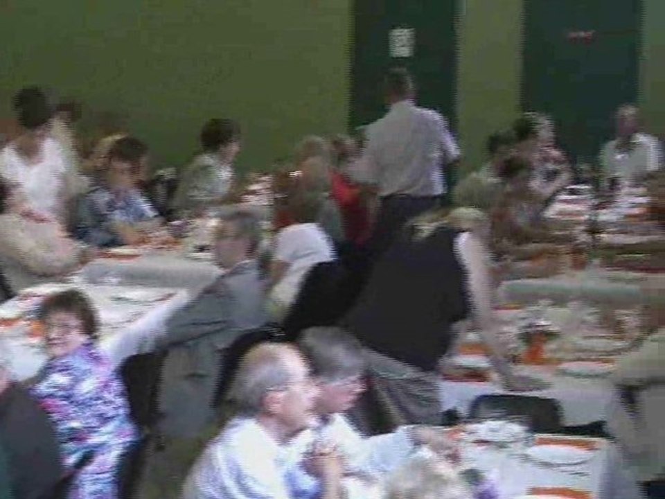 Repas de la paroisse à ORS