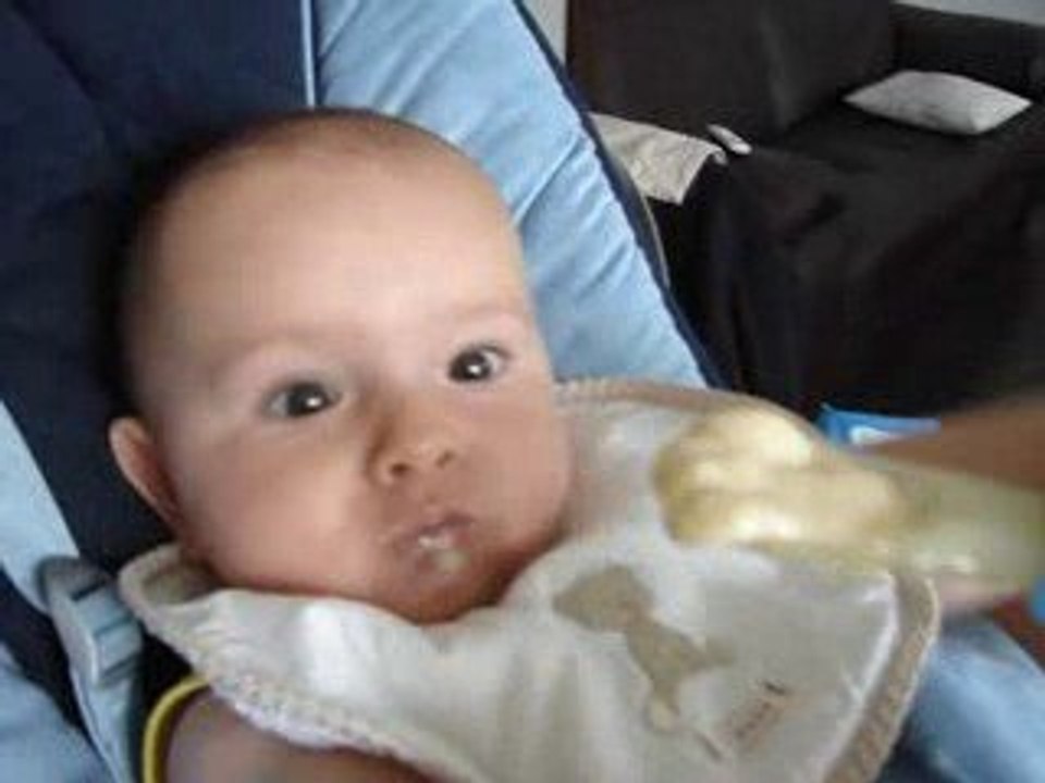 Antonin Mange son gouter