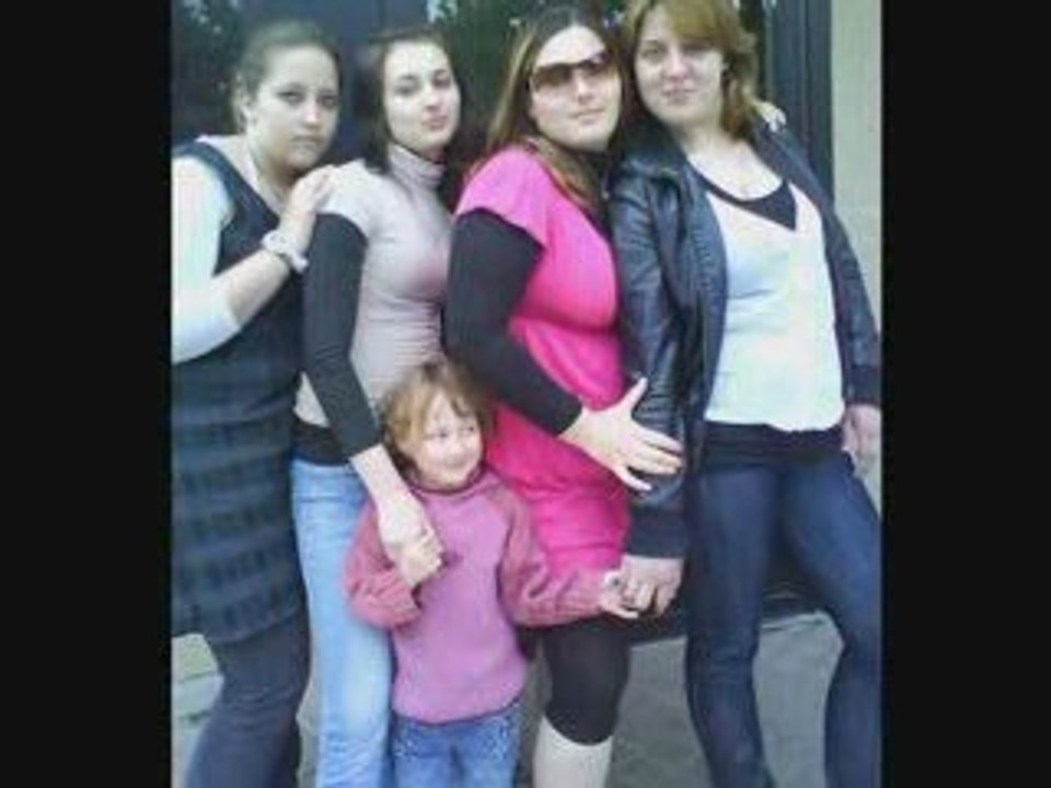 ma famille mes amis moi et mon homme