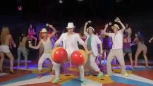 Muchas Maracas - Hot Fever Qui a les plus grosses maracas