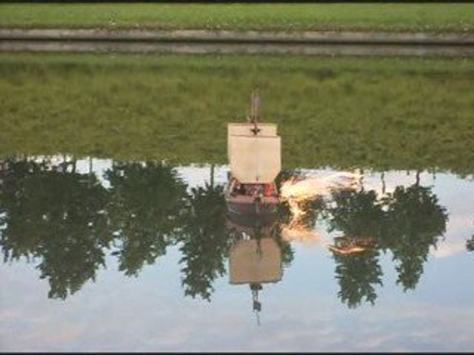 Bateau pirate playmobil RC radio commande 77 Carré de Sénart