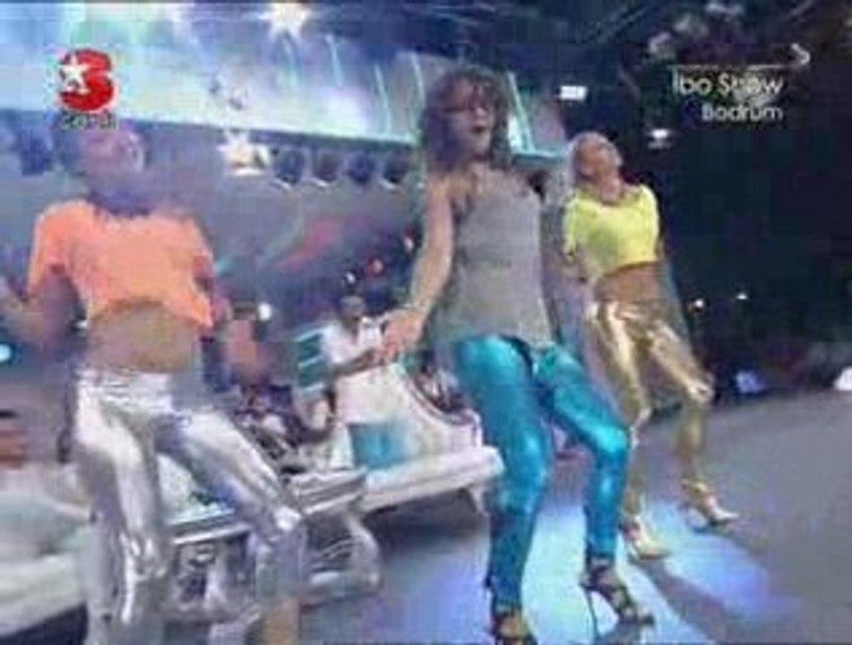 Atiye - Salla . Performans 2( Ibo Show  30.08.2009)