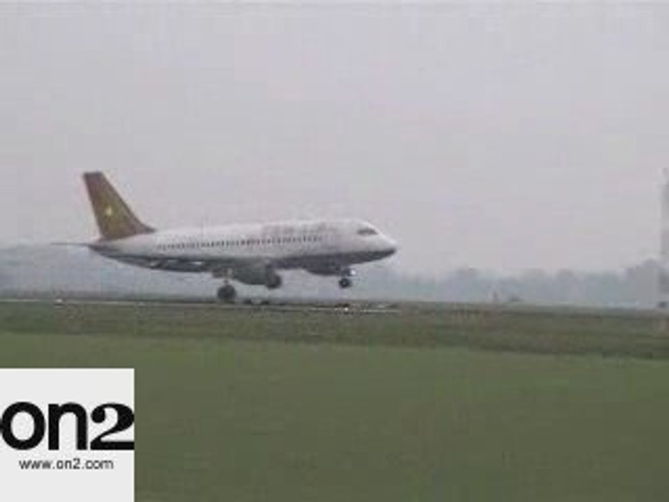 Plane landing