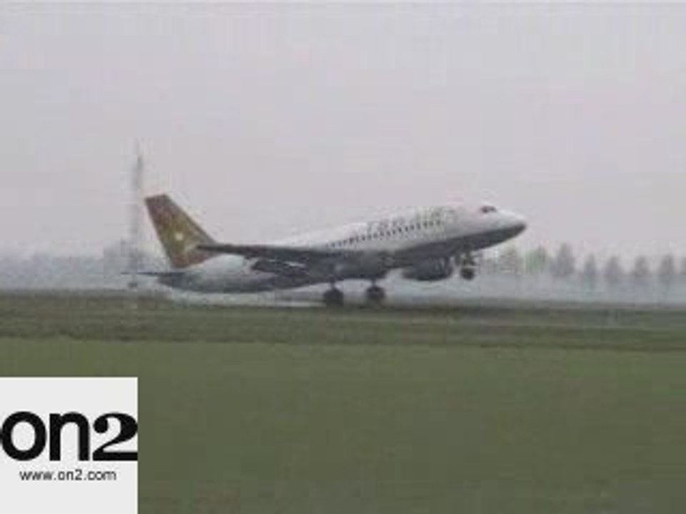 Plane landing