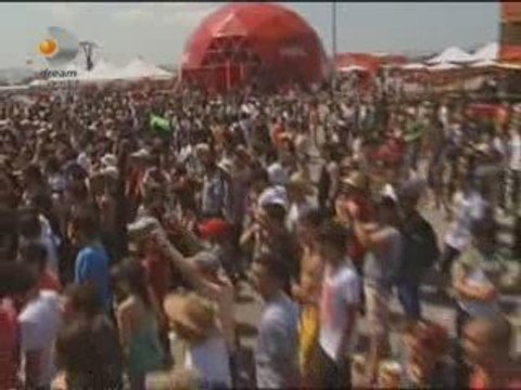 Aylin Aslim - Ictim Ictim