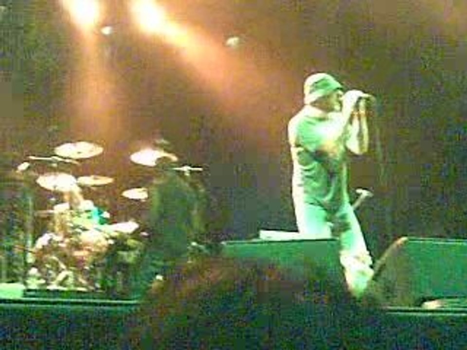 Trust - Antisocial (live festival catalacum a chaptelat)