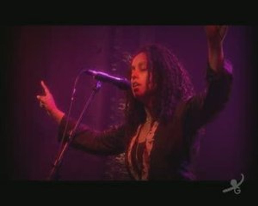 SUSHEELA RAMAN LIVE @ LES BOUFFES DU NORD - MUTHU KUMAR