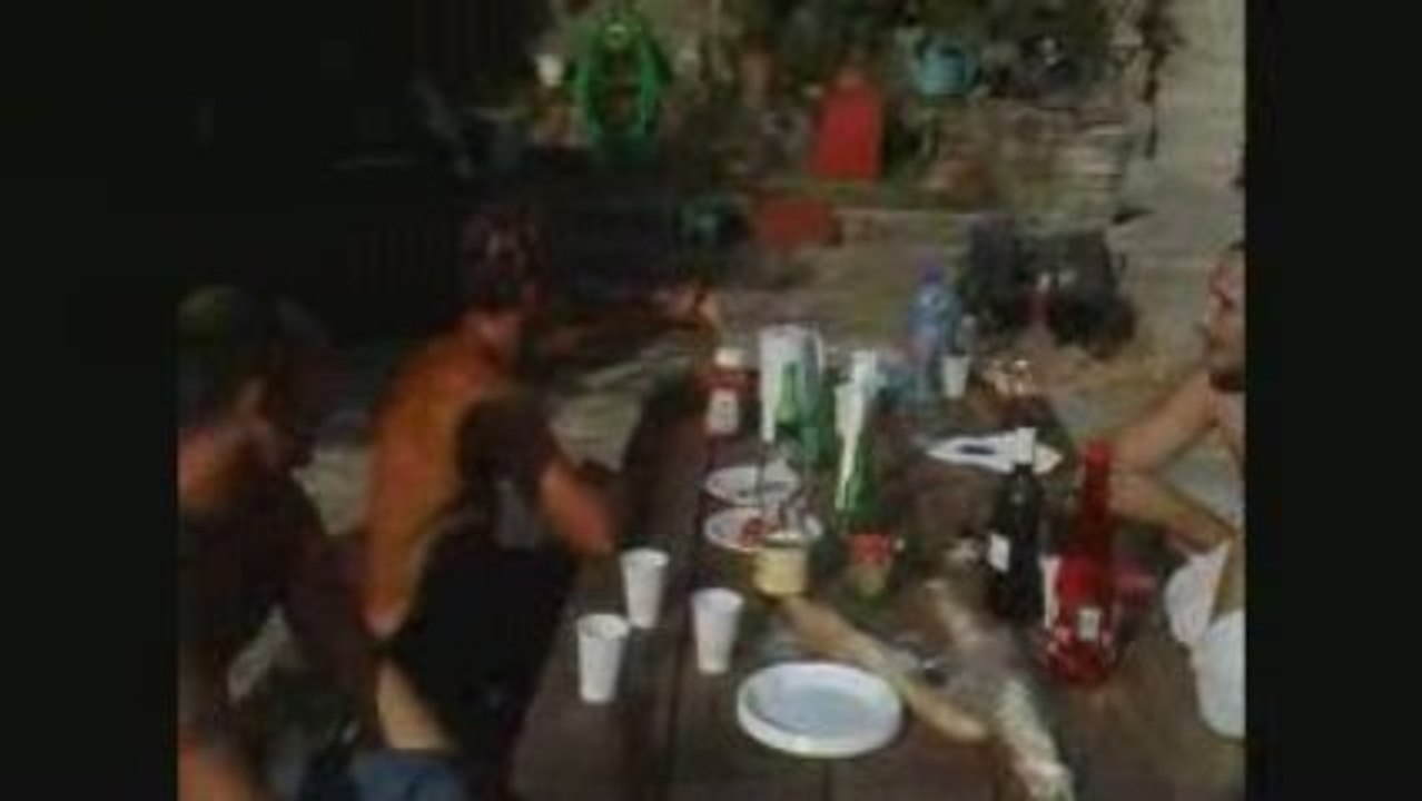 Par où t'es entré, t'es pas encore sorti !