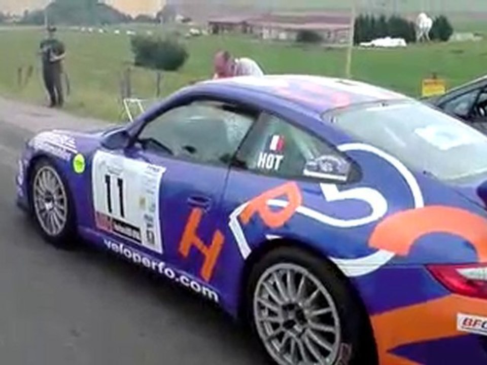 DEPART RALLYE de la plaine 2009.  306 MAXI porsche subaru