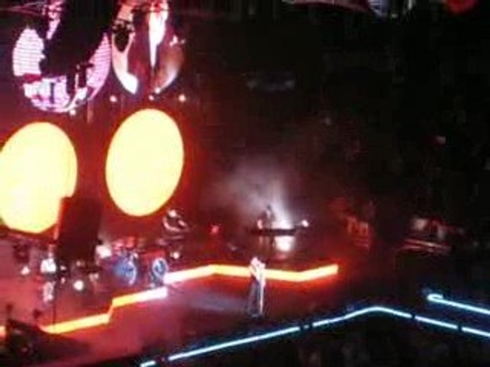 Depeche Mode 08.Fly On The Windscreen NYC 08.03.2009.