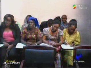 Don du matériel de bureau au ministère de la coopération