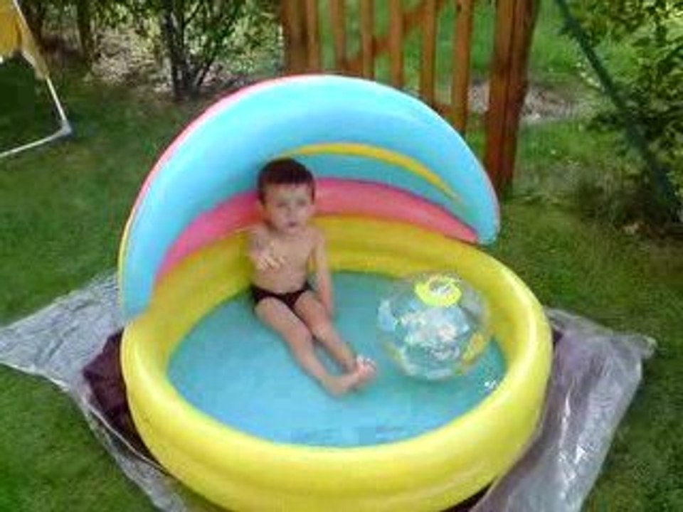 mon amour dans la piscine
