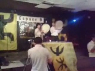 Nadia tacawit : lhal ugujil