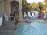 Salto arrière piscine