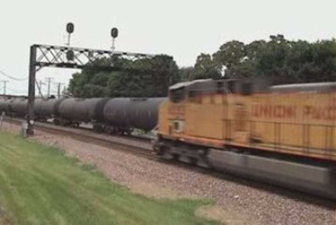 UP: manifest E.B. meets empty coal W.B.