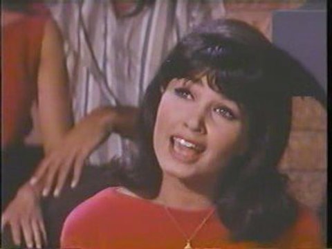 Donna Loren sings It Only Hurts When I Cry (1965)