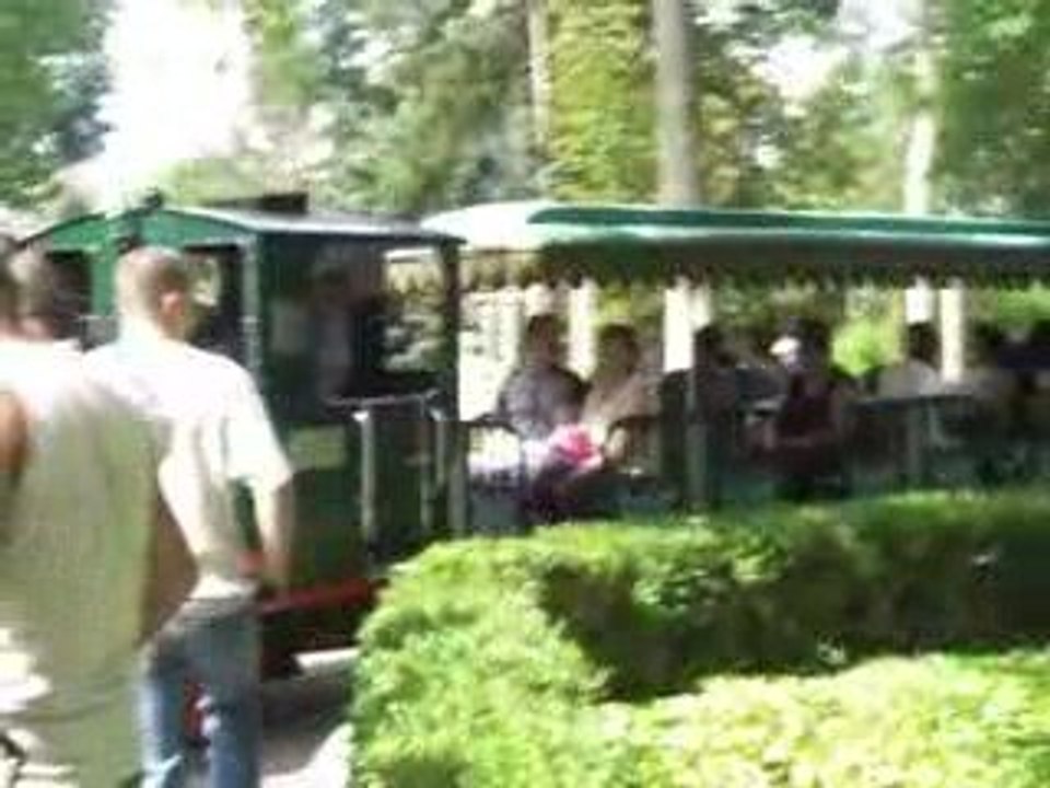 PARC D'ATTRACTIONS NIGLOLAND : LE TRAIN