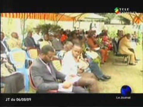 Don du PNUD aux partisans de lutte contre le VIH/SIDA