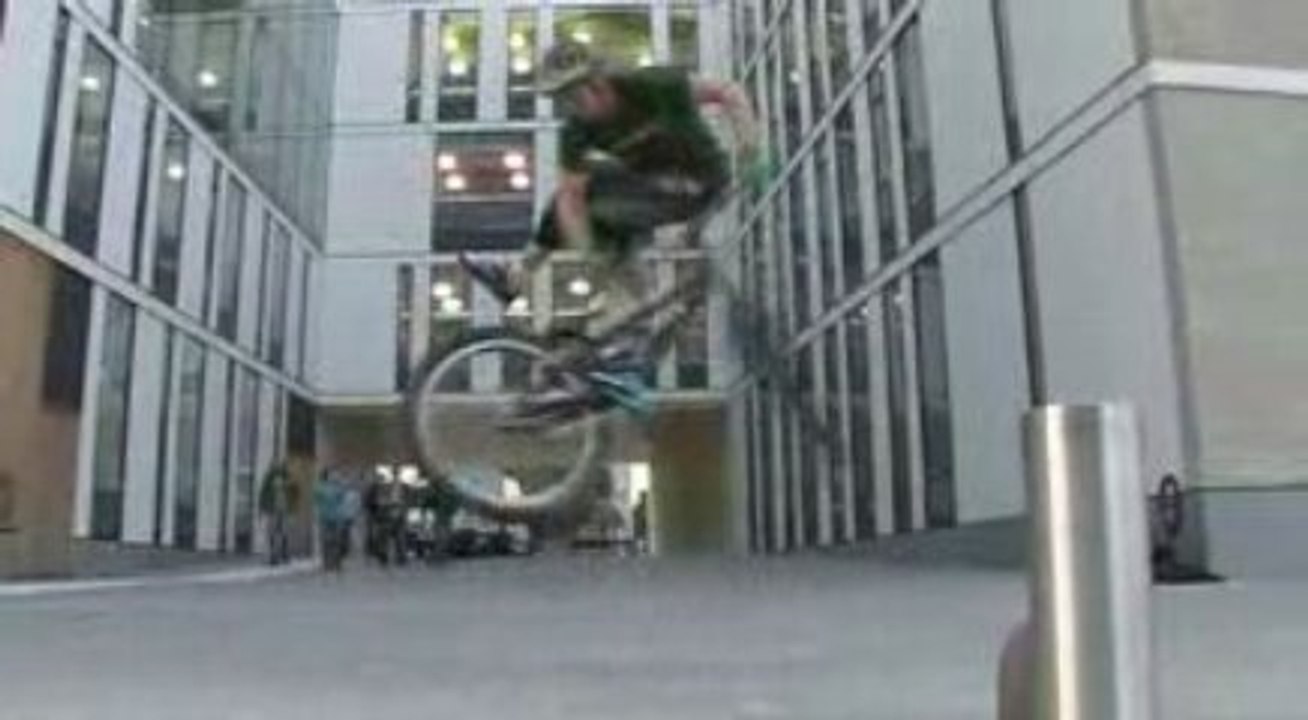 Quality street - Session en Vélo Trial