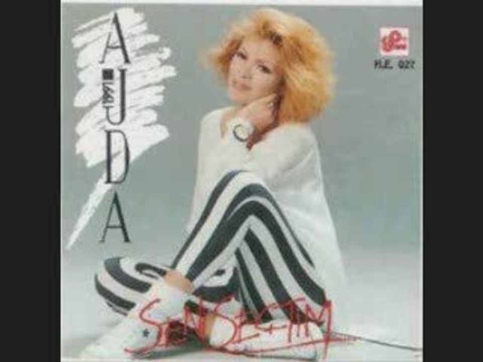 Ajda Pekkan - Yalancı Dünya