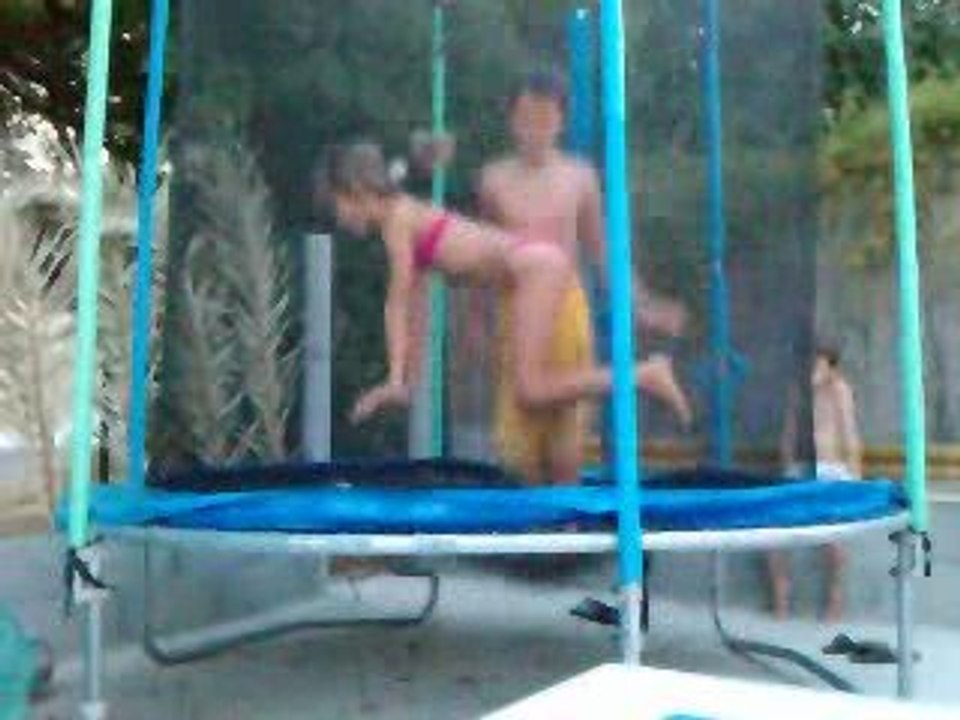 trampoline saut super