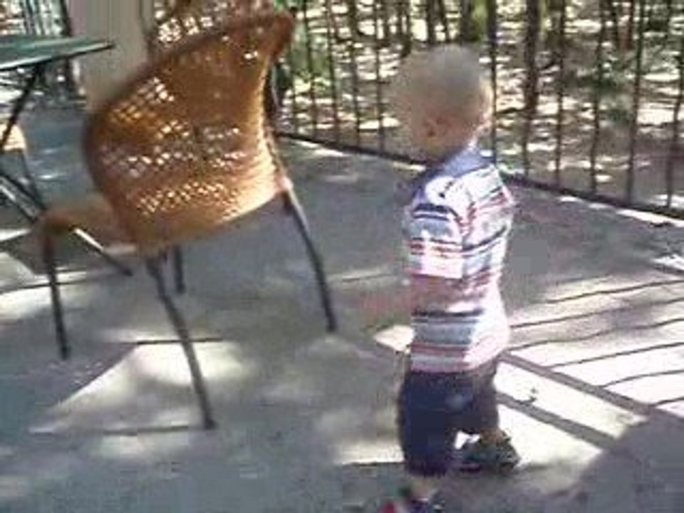 mon bébé marche