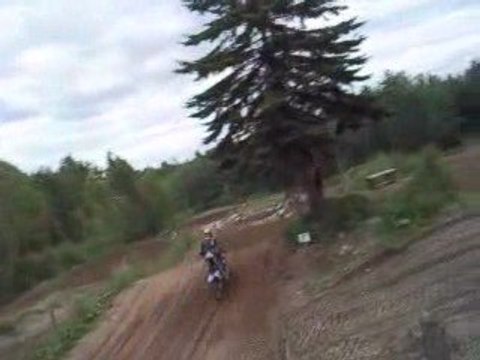 Moto Cross saint apollinaire 2 saut en monté