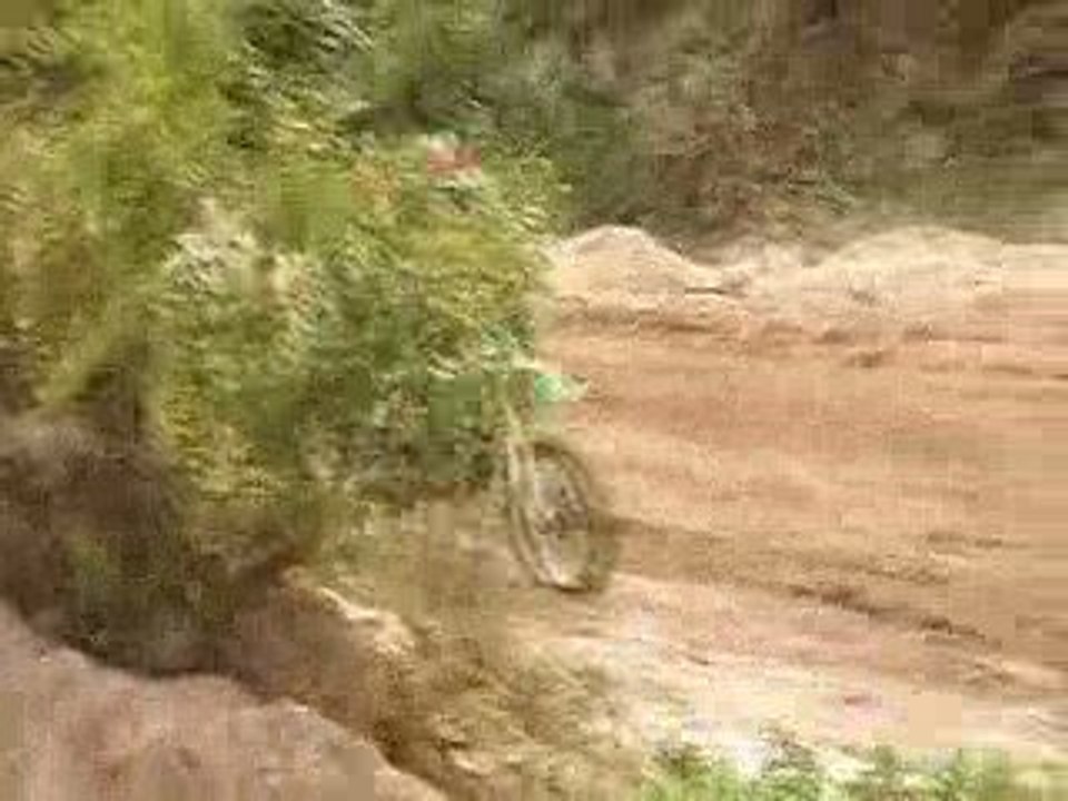 laurent et damien dans le bac a sable