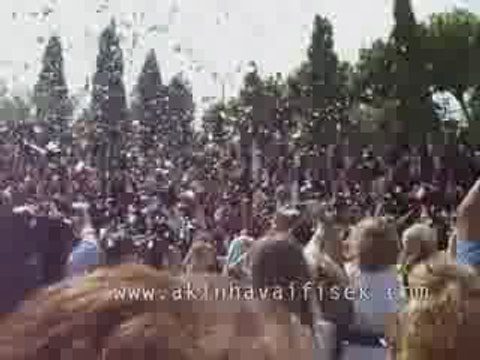 konfeti gösterisi kep atma töreni,konfeti makinası,konfeti,k