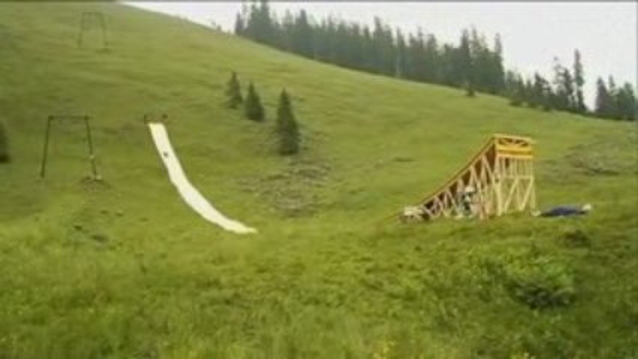 MegaWoosh.com Bruno Kammerl jumps