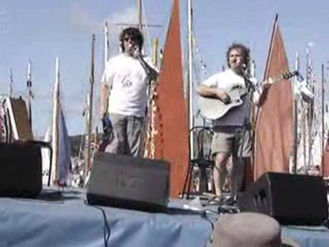 Le Québec à Paimpol - chants marins - Mille sabords