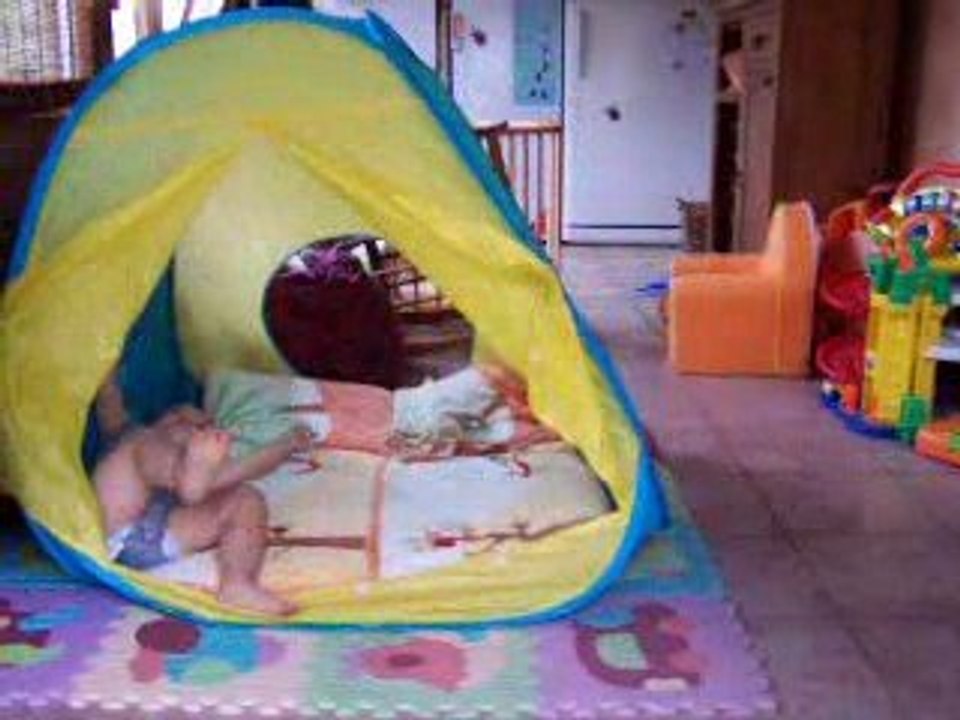 080809 TROP COOL CETTE TENTE