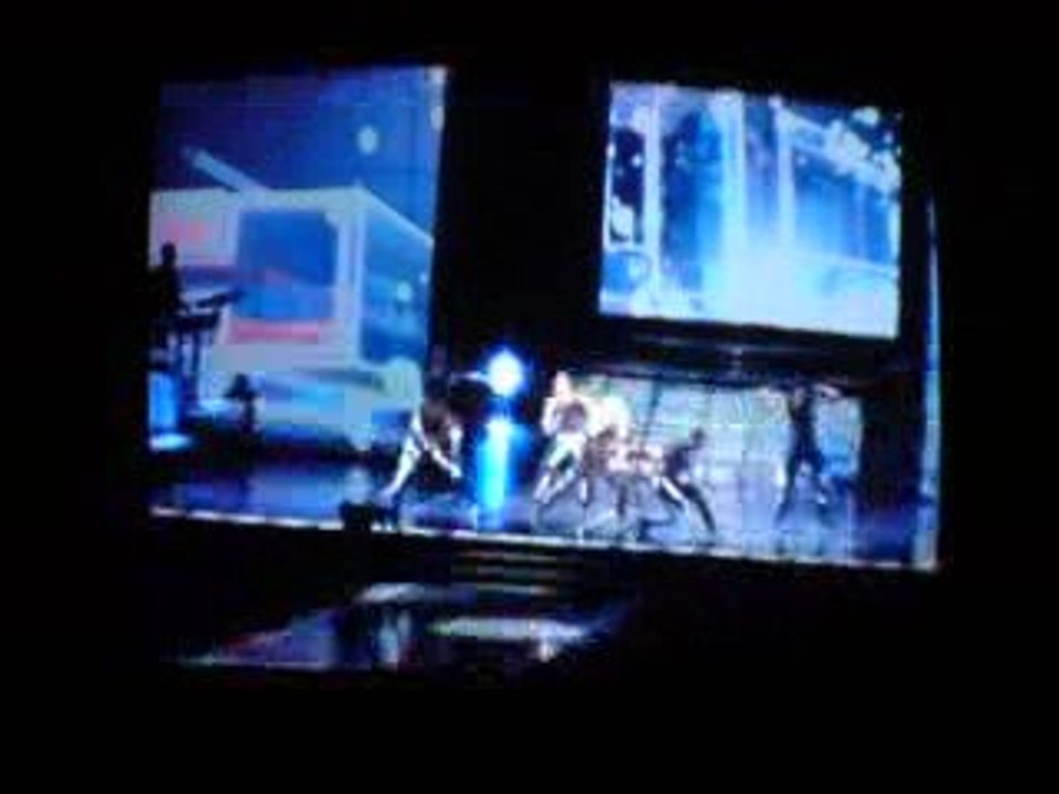 GIVE IT 2 ME::MADONNA LIVE IN MEXICO