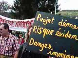 manifestation contre  le  centre d'enfouissement de  fontain