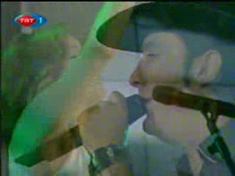 - kıraç gÖzler kalbin aynasıdır