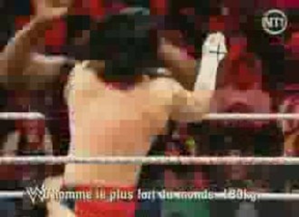 Mark_Henry_Promo_Fr_Catch_Attack