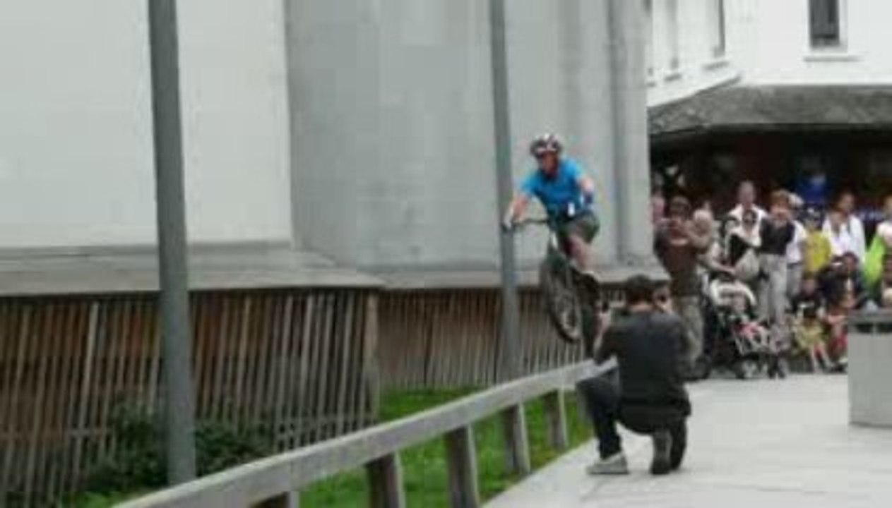 Acrobaties à Vélo  @Chamonix