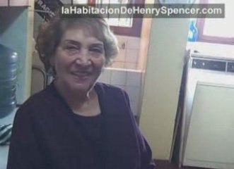 La abuela canta