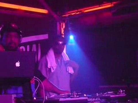 Afrika BAMBAATAA Live @ Social Club 2/3 - HH4ever