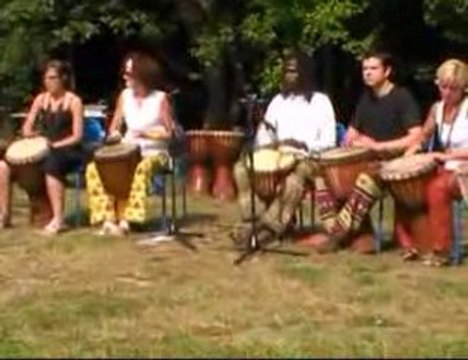 Fourmies -un morceau de djembé par l'atelier de percussions