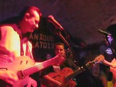 Little Nico and Alexis Mazzoleni Strollin' Guitar