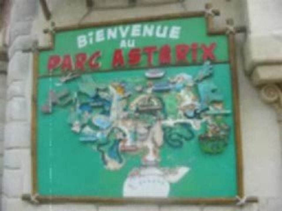 Le parc Astérix [Montage Video]