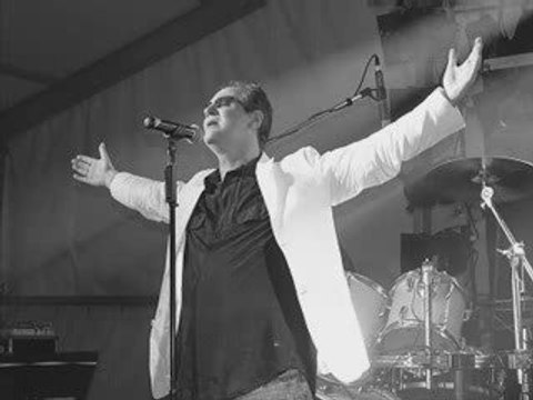 Broken Dreams (Produced by Luis Rodriguez & Rolf Köhler)