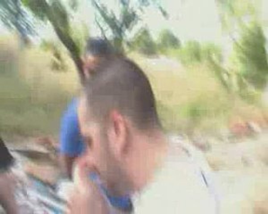 street bench royakilla-greg-celo-zaki