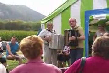 animation camping  de  Baume-les-Dame