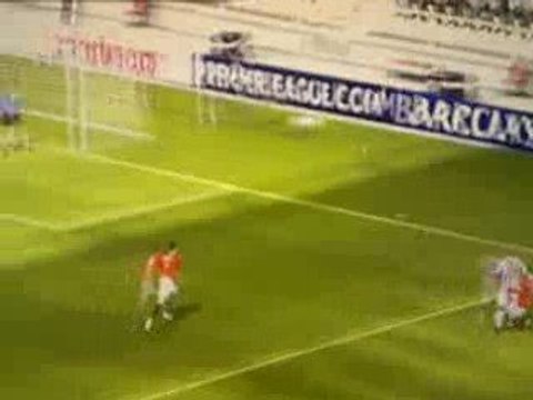 retournée acrobatique Berbatov fifa09