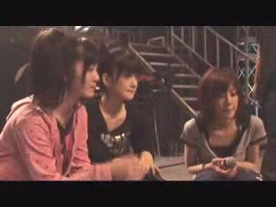 Buono! Live 2009 - Hybrid Punch part 1 / 9