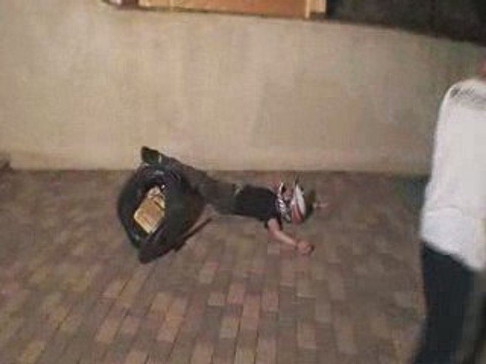 FlyKillers joue au basket