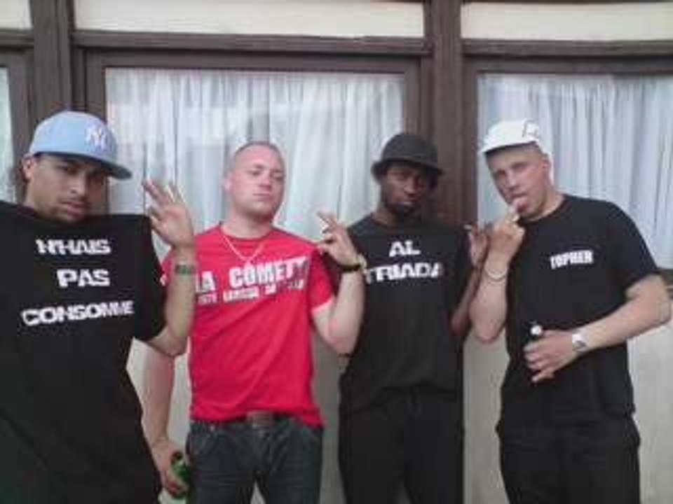 LA COMETTE FEAT MOUSSA YAPS DASSLO TOPH.HORS LA LOI