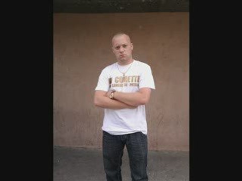 LA COMETTE FEAT MOSTA.LA HAINE ENGENDRE LA GUERRE